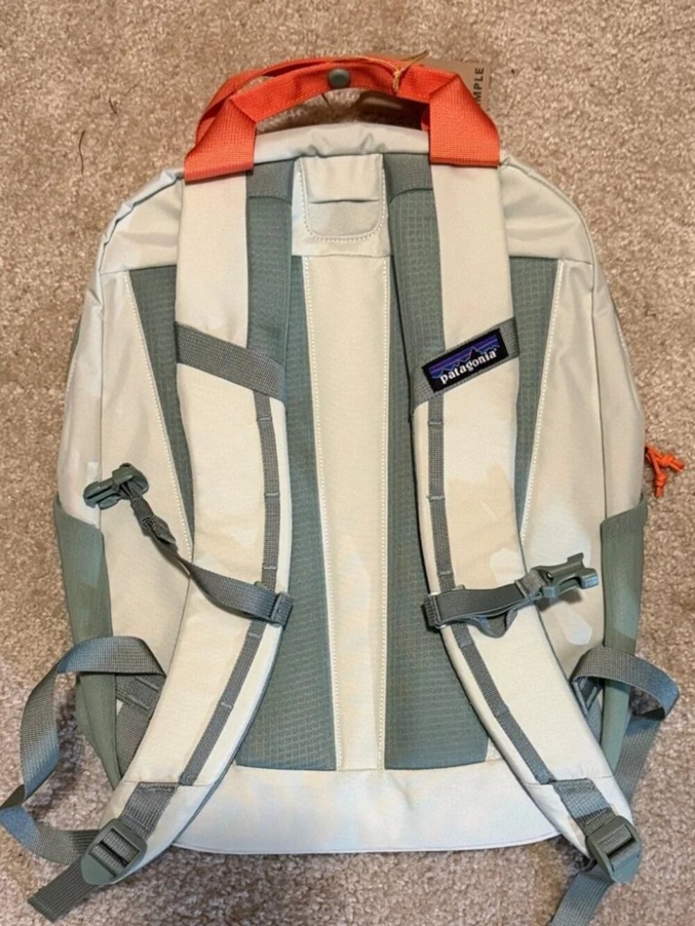NEW Atom Tote Pack 20L NWT Lichen Green Backpack - Picture 9 of 14
